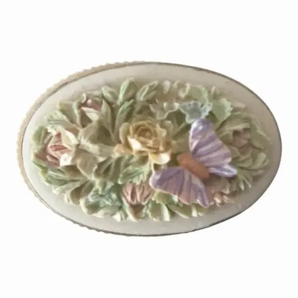 Vintage Butterfly Floral Antiqued Oval Resin Trinket Ring Box with Brooch Lid - Picture 2 of 12